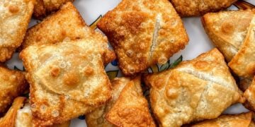 Χειροποίητοι Γκιουζλεμέδες µε φέτα και ανθότυρο αρωματισμένη με δυόσμο